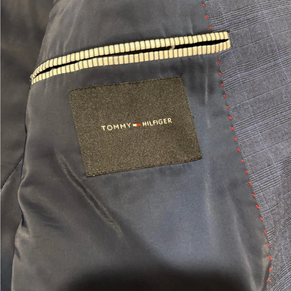 Tommy Hilfiger Navy Blue Suit - Picture 5 of 9